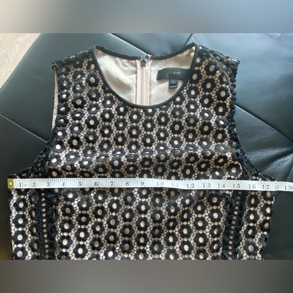 J. Crew Black Lace Sleeveless Top fully lined EUC Size 8 - Picture 8 of 11